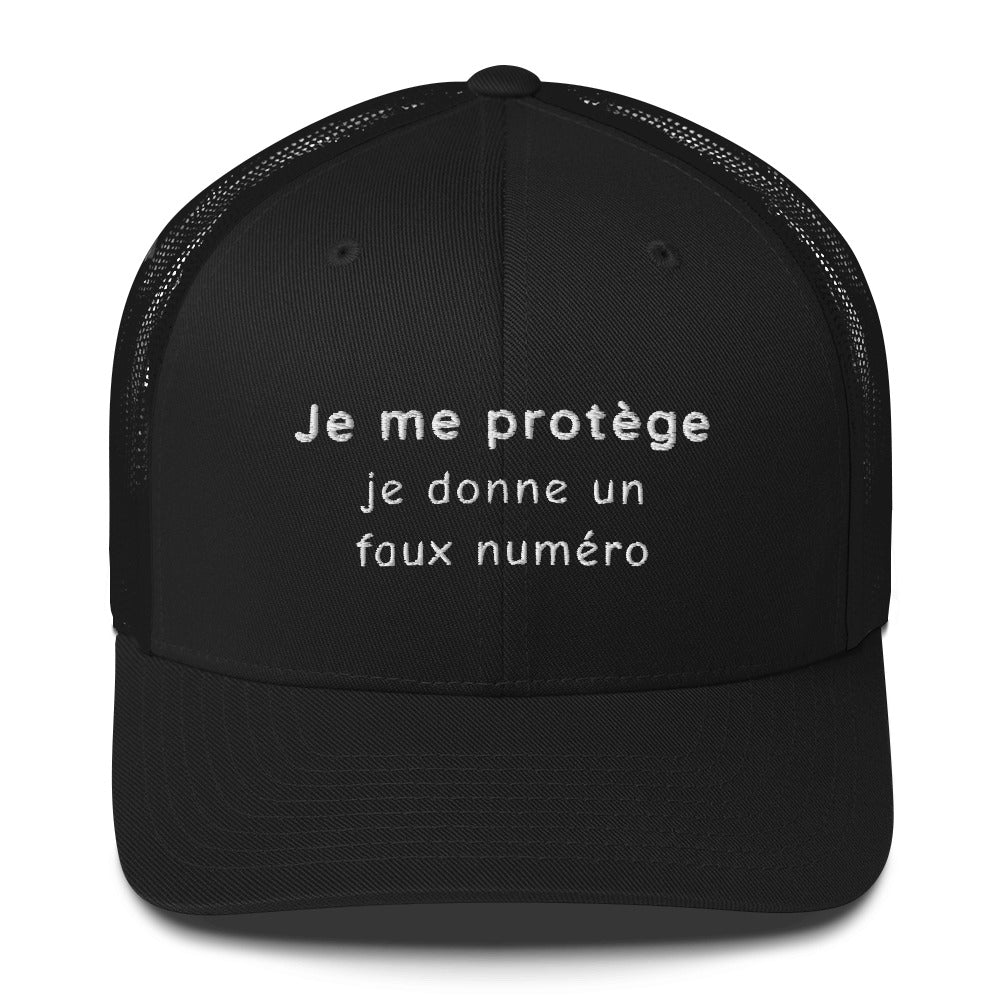 Casquette brodée Je me protège je donne un faux numéro Sedurro