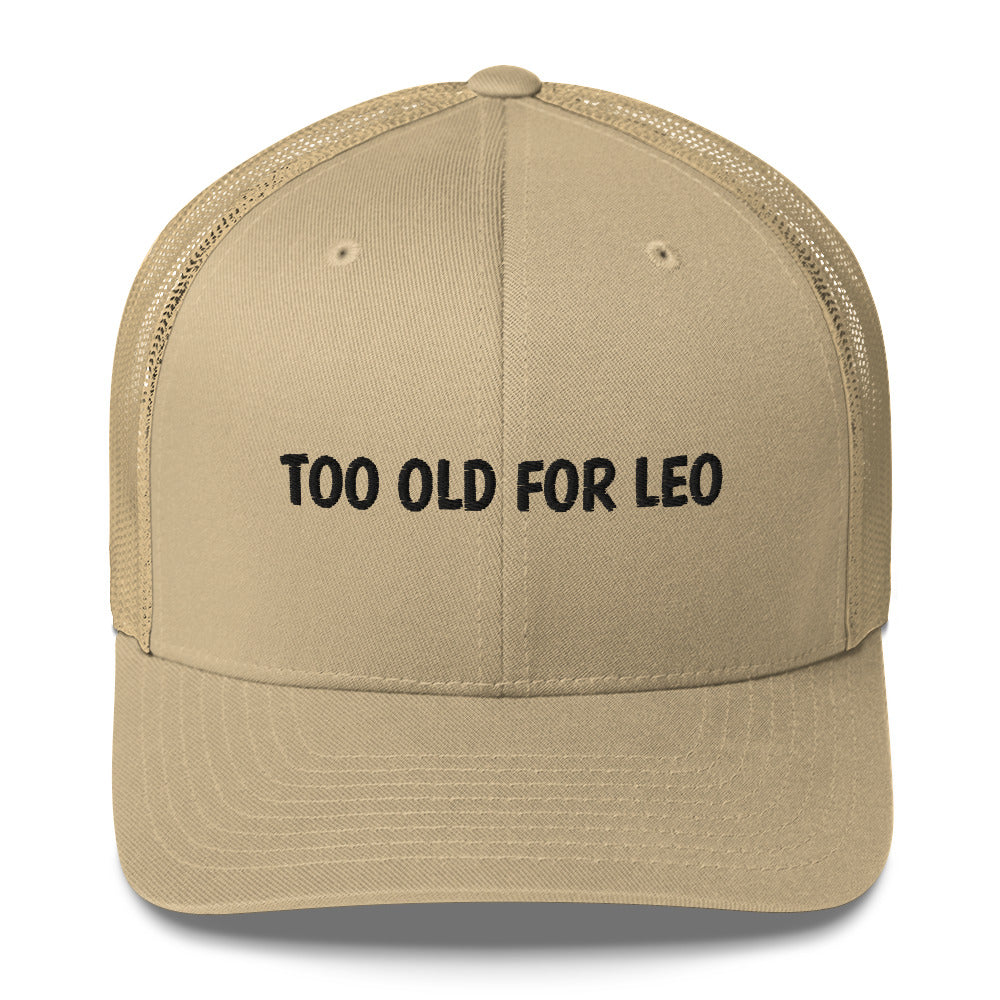 Casquette brodée Too old for Leo
