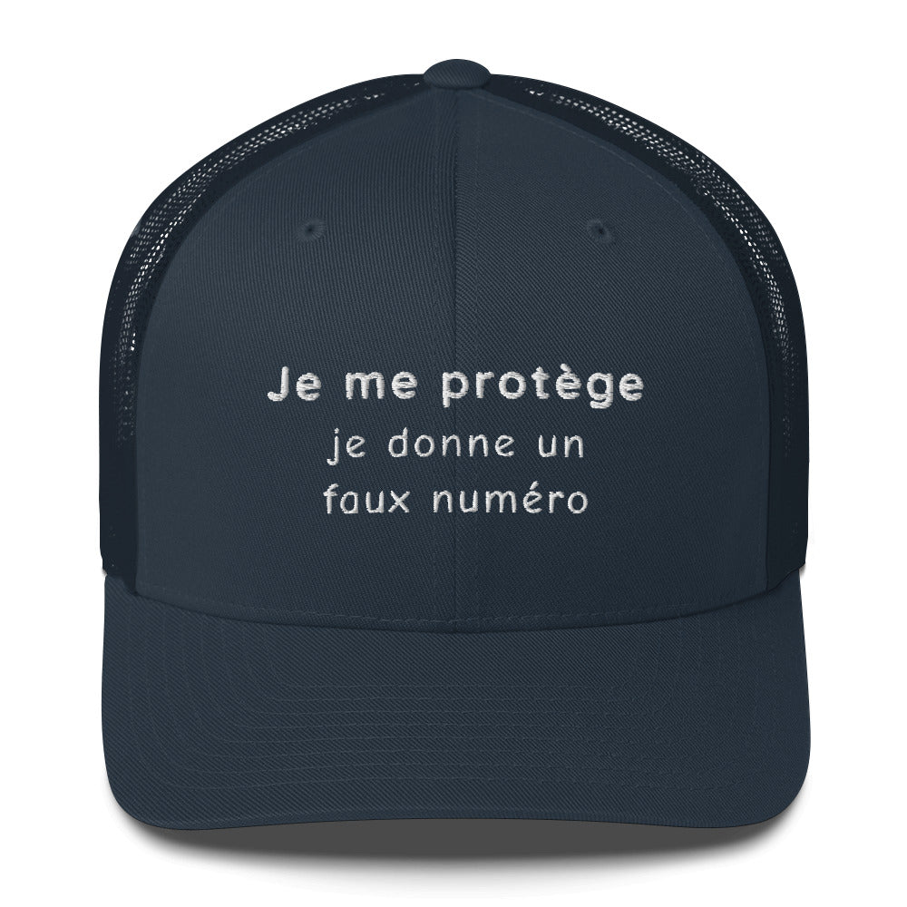 Casquette brodée Je me protège je donne un faux numéro Sedurro