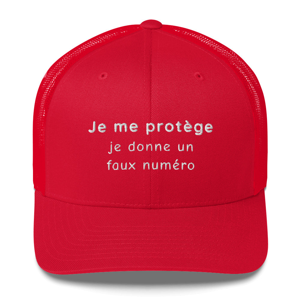 Casquette brodée Je me protège je donne un faux numéro Sedurro