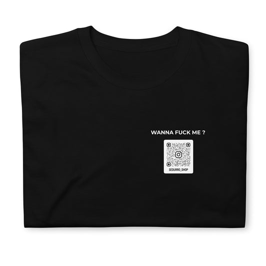 T-shirt unisexe personnalisable QR code Instagram poitrine - Wanna fuck me - foncé Sedurro