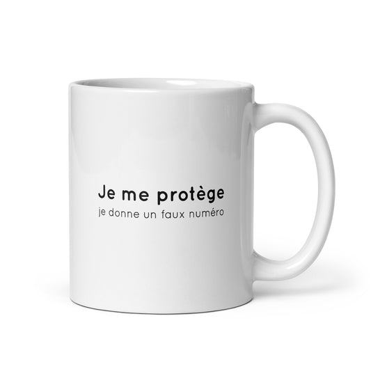 Mug Je me protège je donne un faux numéro Sedurro